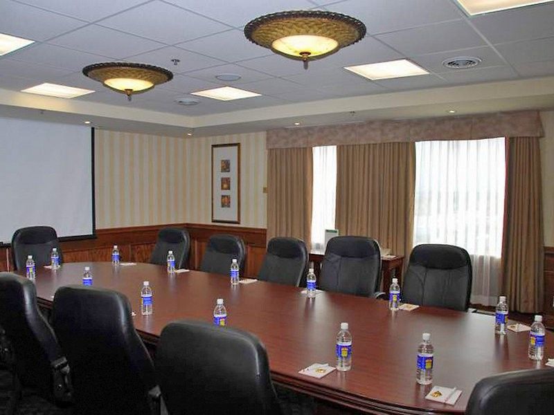 Monte Carlo Inn Brampton Luaran gambar