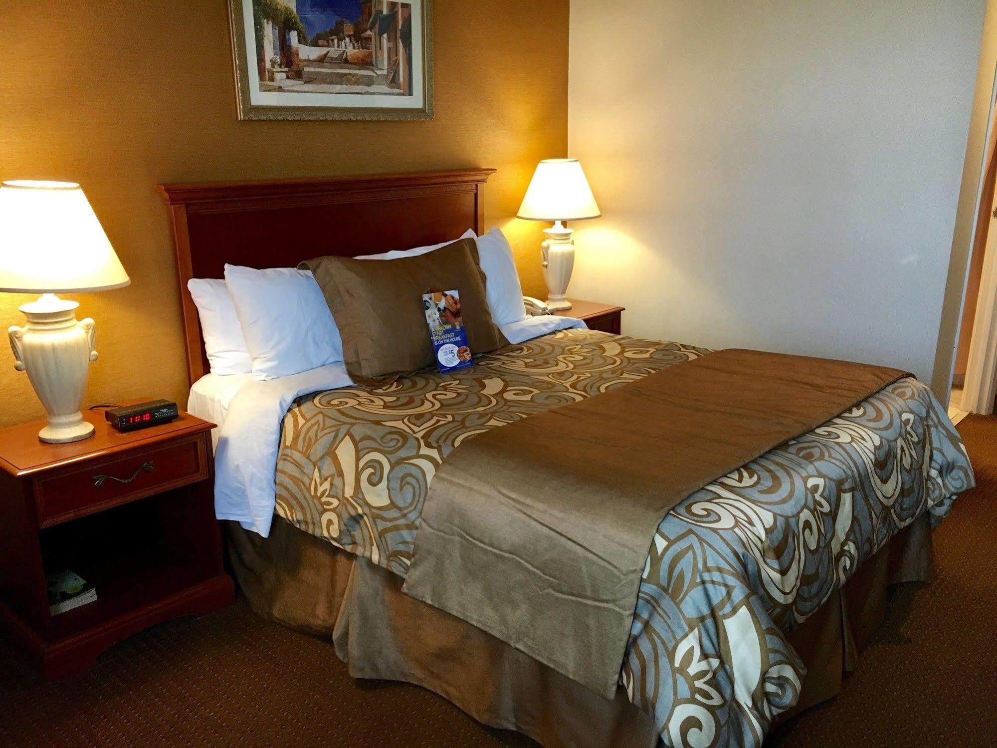 Monte Carlo Inn Brampton Luaran gambar